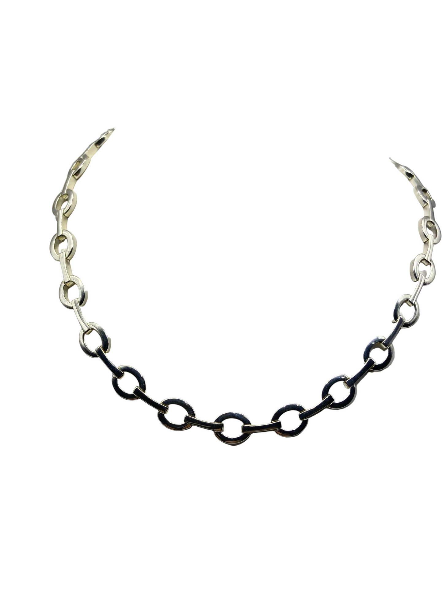 Silver Oval linked Necklace