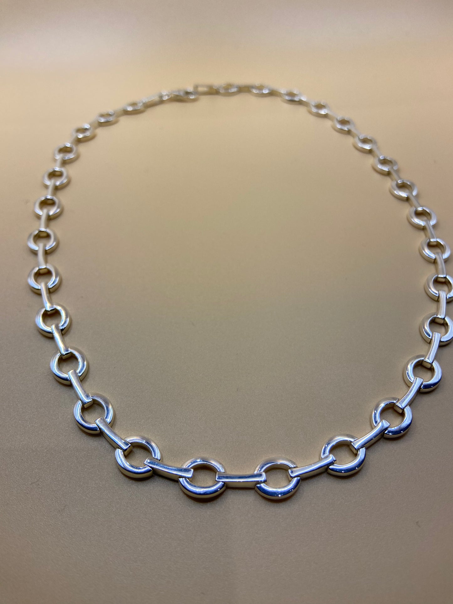 Silver Oval linked Necklace