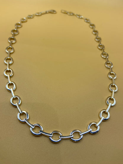 Silver Oval linked Necklace