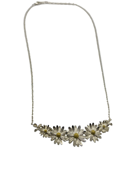 Silver Daisy Necklace