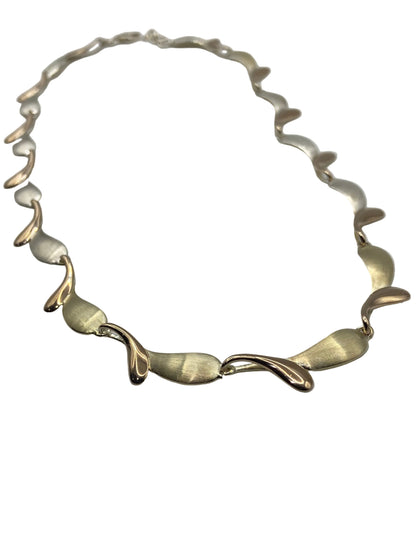 Silver Rose Alternate Tick Necklace