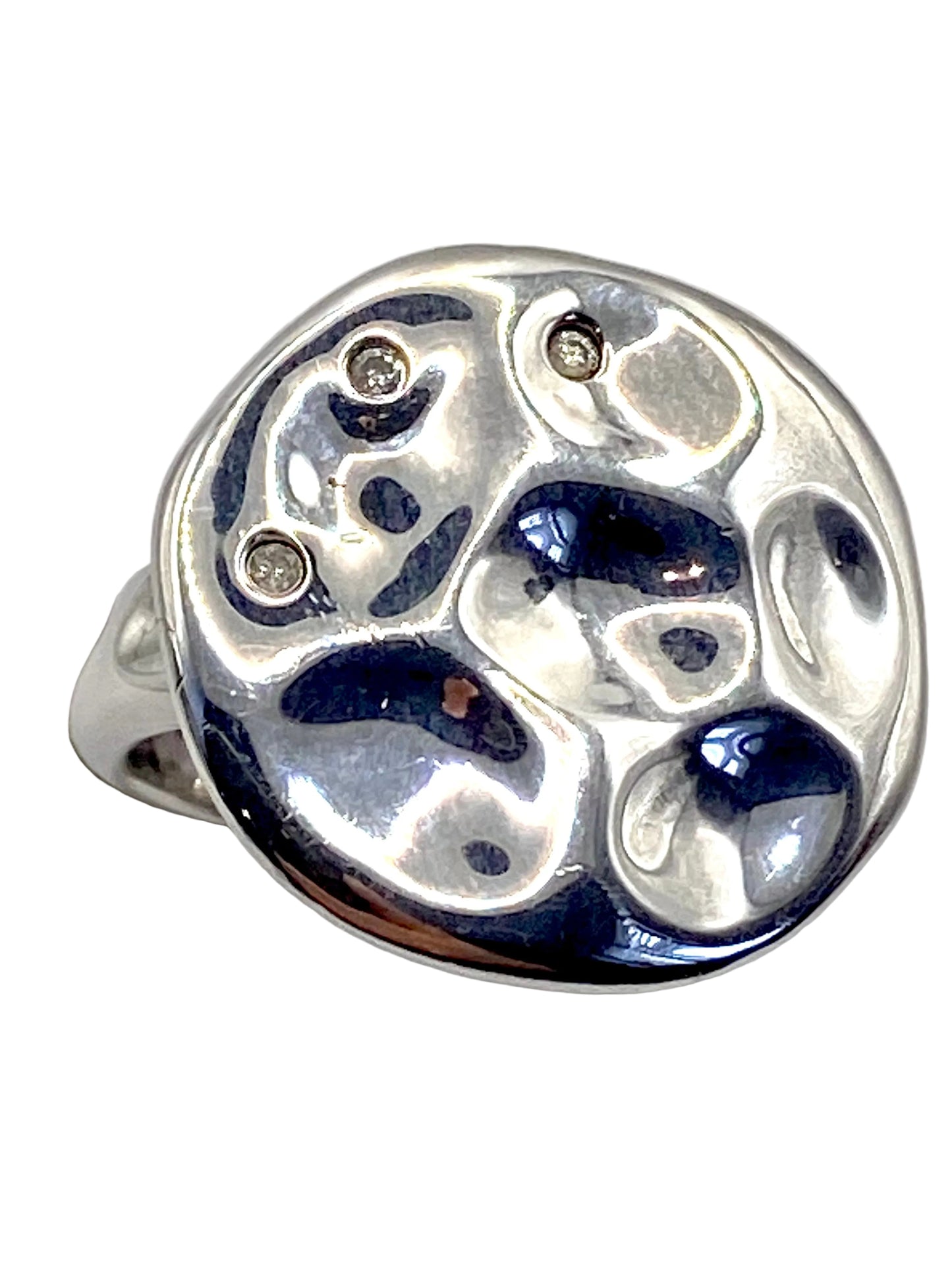 Siler Round  Hammered Style  Ring
