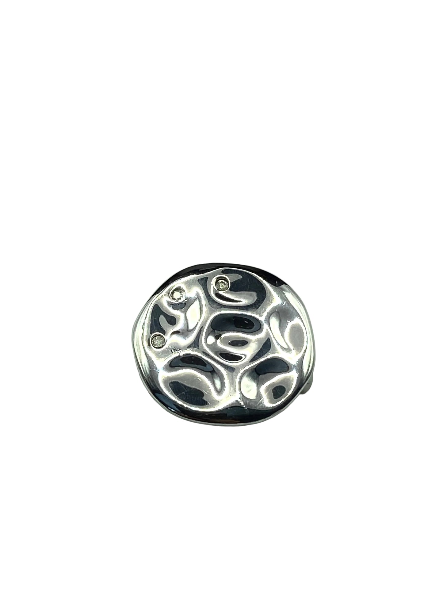 Siler Round  Hammered Style  Ring