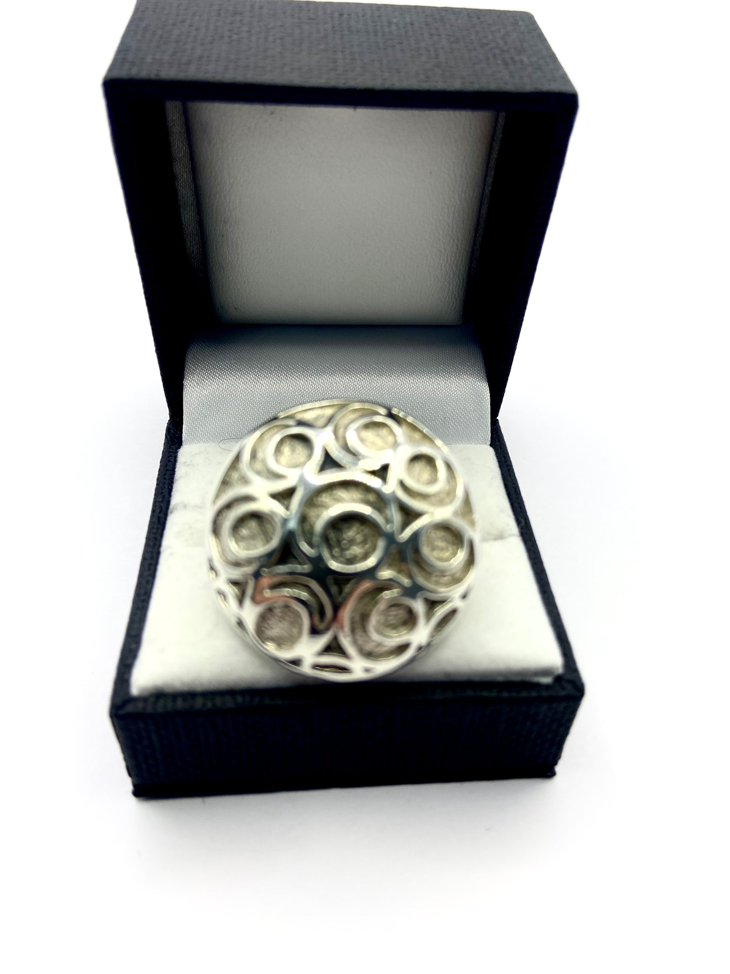 Silver Embosssed Chunky Ring